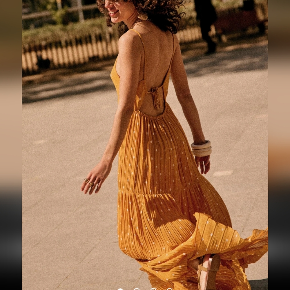 Sezane Helene Dress - Picture 2 of 11